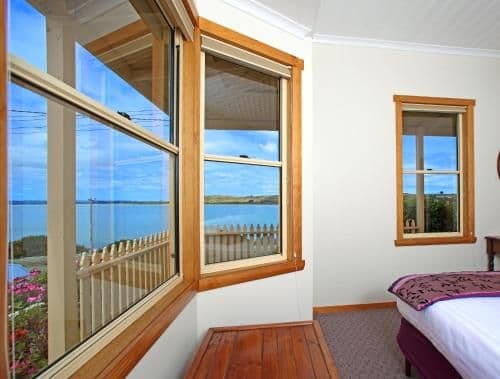 Two-Bedroom Cottage with Sea View