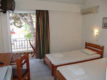 Camelia Hotel0