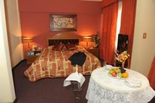 Cesar´s Plaza Hotel2