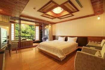 ฟูลมูน สปา ฟูลมูน สปา