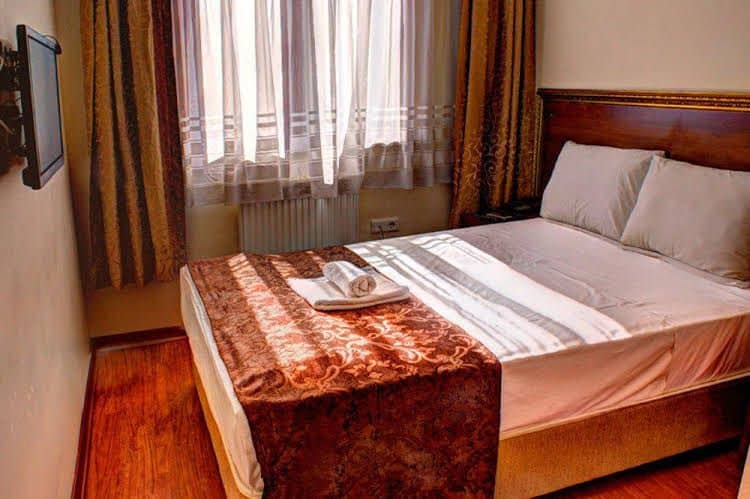 Hotel Real Life Hotel Real Life