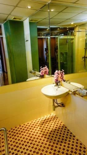 Suite with City View