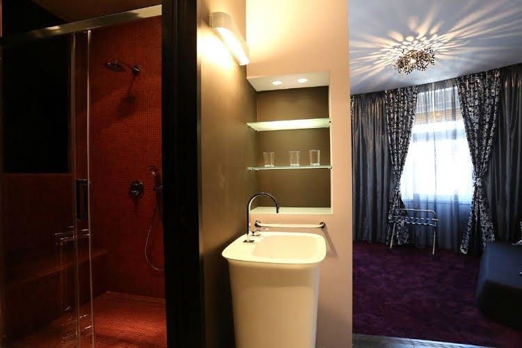 Starlight Luxury Rooms0