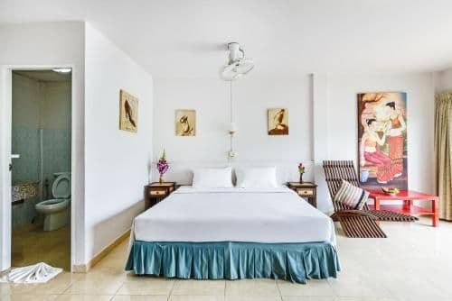 Superior Double Room with Pool Access