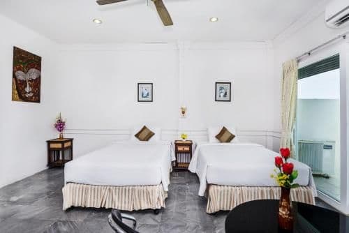 Deluxe Double Room with Pool View and Sea View