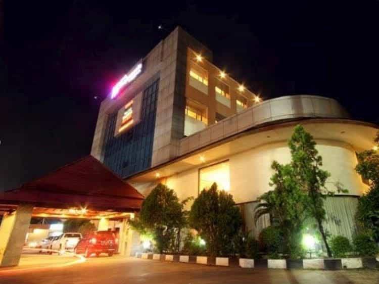 โรงแรมบันจามาซินอินเตอร์เนชันแนล โรงแรมบันจามาซินอินเตอร์เนชันแนล
