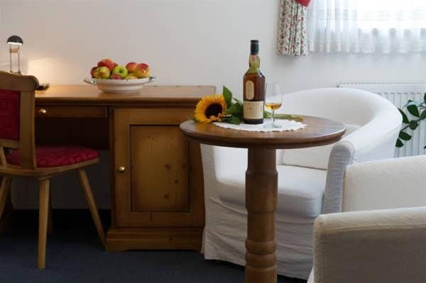 Hotel Garni Noserlgut0