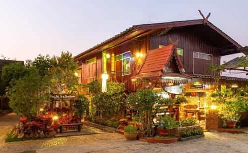 บ้านไม้หอม เกสท์เฮาส์ บ้านไม้หอม เกสท์เฮาส์