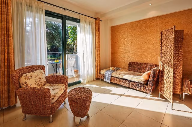 JUNIOR SUITE GARDEN VIEW