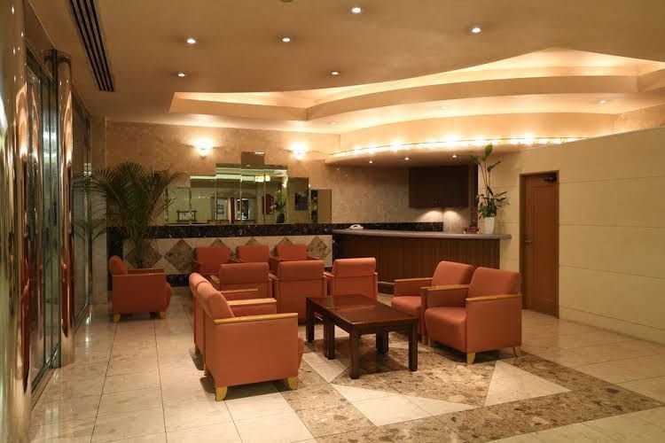 โรงแรมแอล แอนด์ แอล เซ็นริว (L and L Hotel Senryu)1