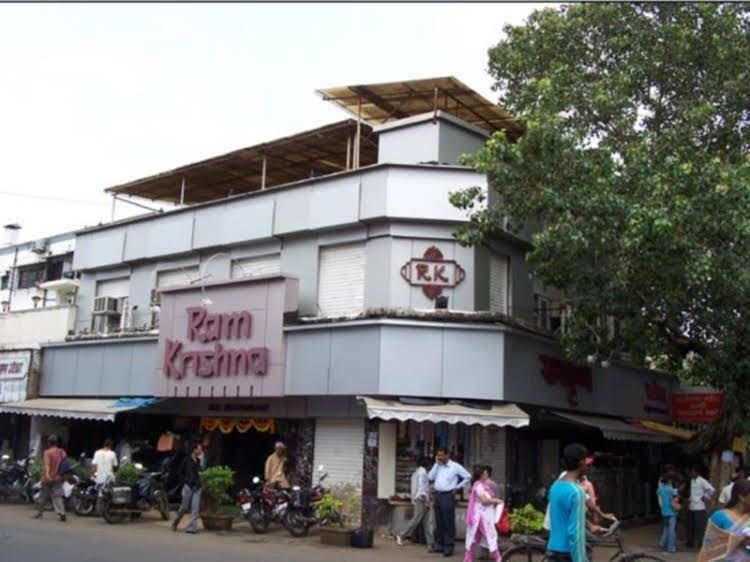 โรงแรมรามา กฤษณะ (Hotel Rama Krishna)0