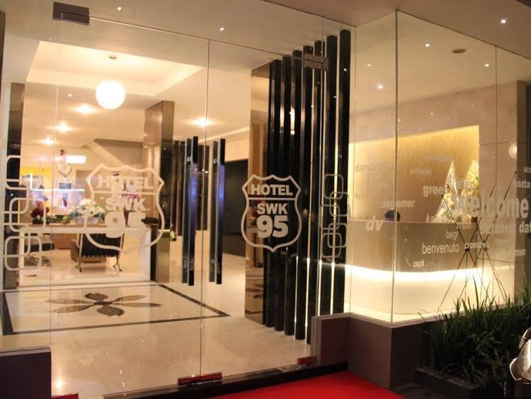 โรงแรมเอสดับบลิวเค 95 (SWK 95 Hotel)0