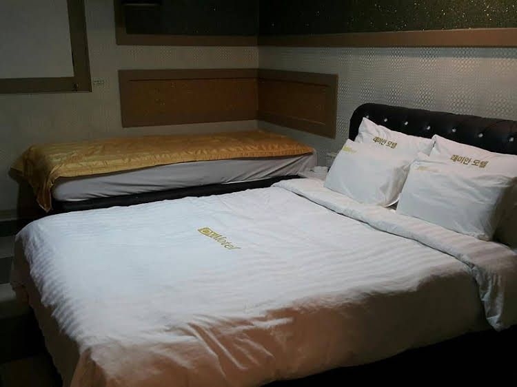 N Motel1