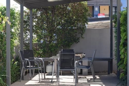 Gladstone Heights Executive Apartments1