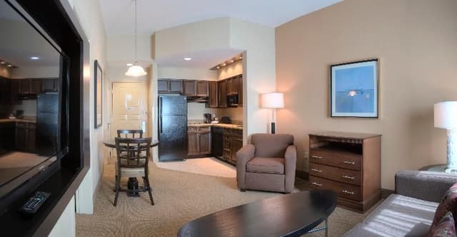 SUITE KING SIZE BED