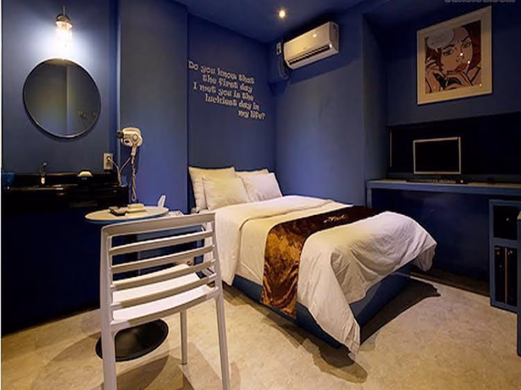 Fiona Hotel3