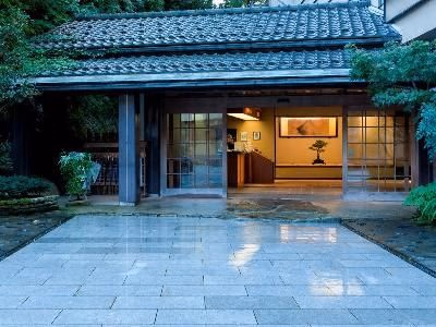 โยชิดายะ ซันโนกากุ (Yoshidaya Sannoukaku Ryokan)1