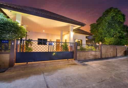 Pattaya Hill close to Walking St and City Pattaya Hill close to Walking St and City
