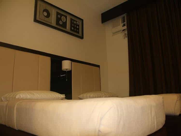 Manhattan Suites Inn Manhattan Suites Inn