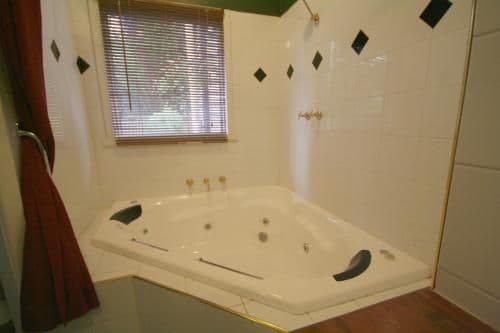 Elan Cottage