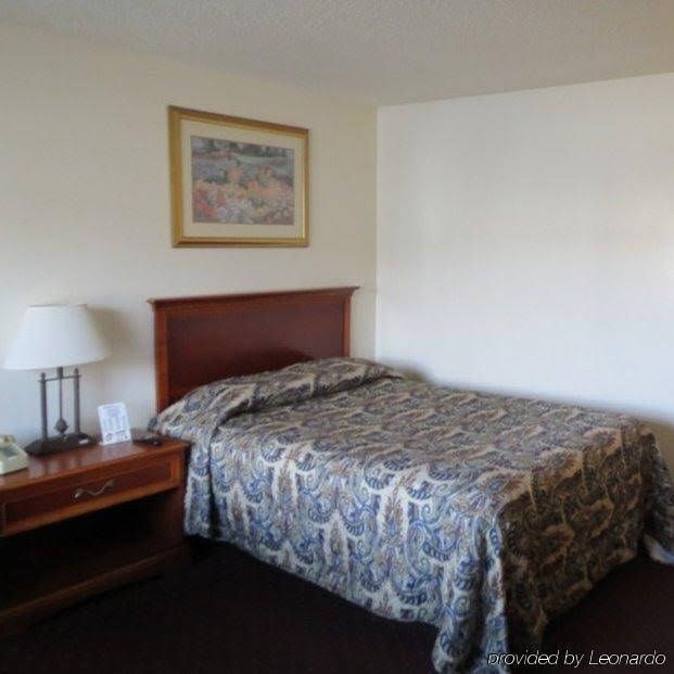 Budget Inn Express Helena0