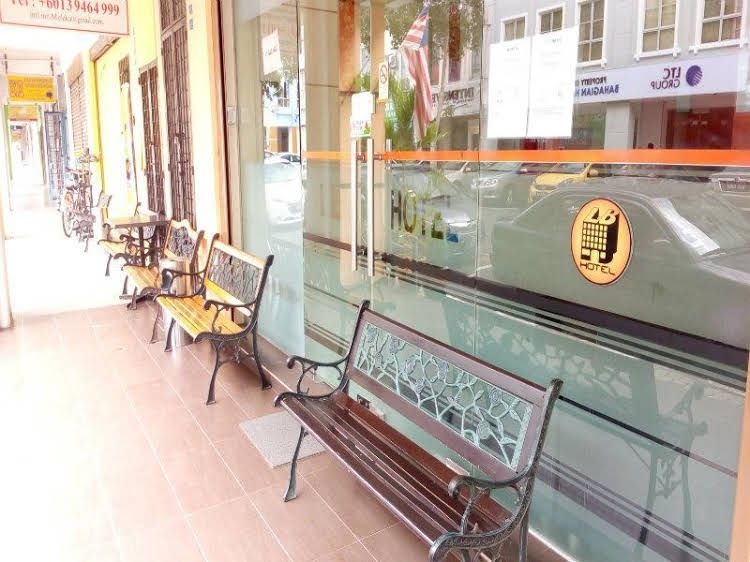 LB Hotel0