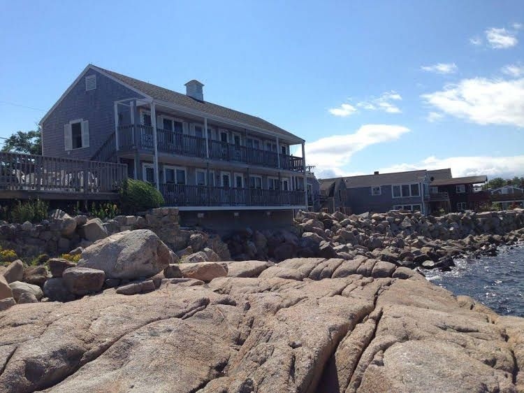 Bearskin Neck Motor Lodge2