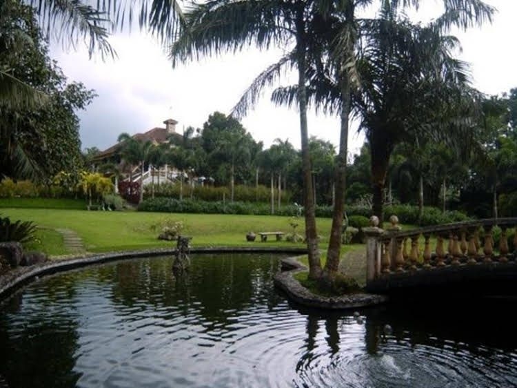 HillCreek Gardens Tagaytay1