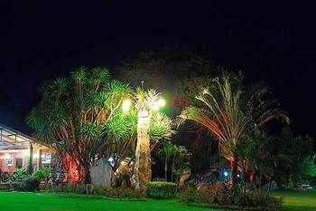 แควริเวอร์ไซด์ รีสอร์ท (Kwae Riverside Resort)2