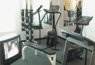 Ramada Fredericton1