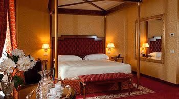 Hotel Maxim0