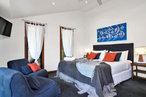 Garden Haven with Spa