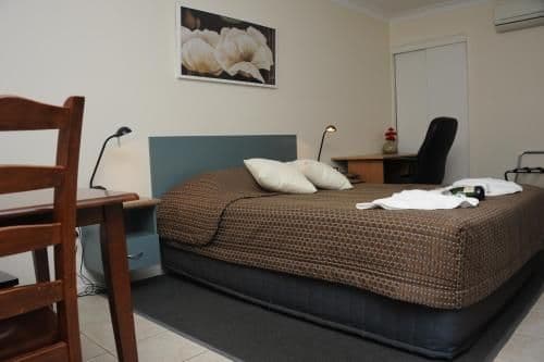 Executive Queen Room