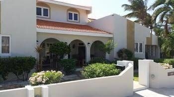 Bubali Villa & Apartments0