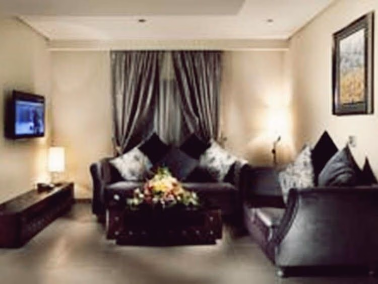 Towlan Hotel Suites3