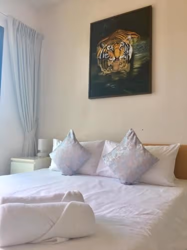 Deluxe Queen Room