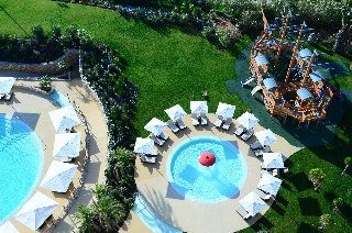 Crowne Plaza3