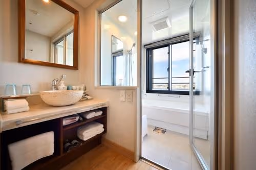 Standard Room With Airport View