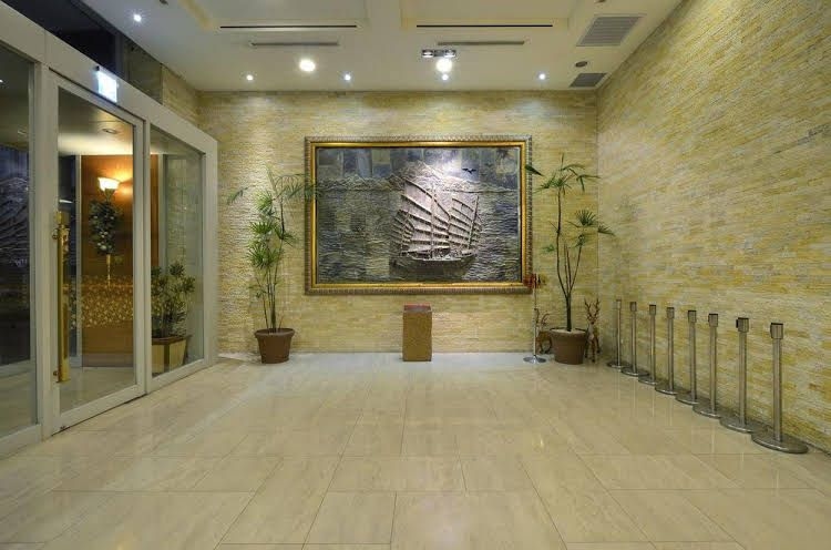โรงแรมเรกาลีส (Hotel Regalees)3