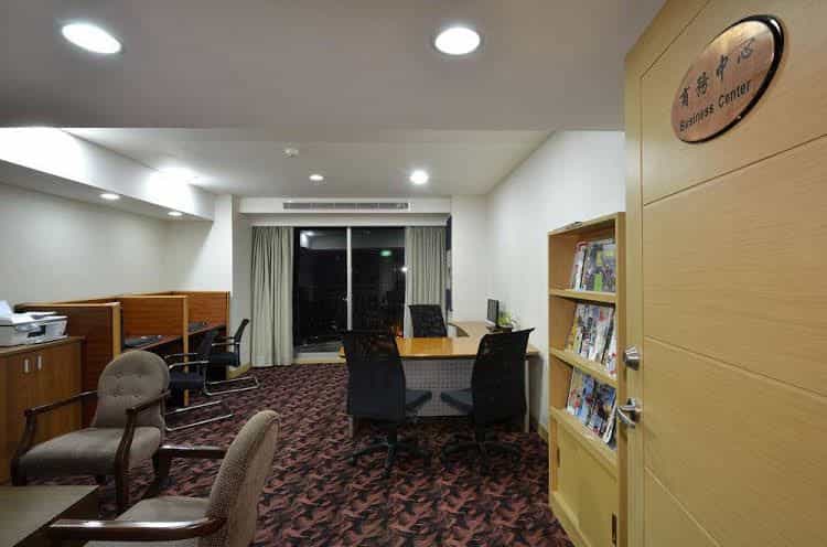 โรงแรมเรกาลีส โรงแรมเรกาลีส