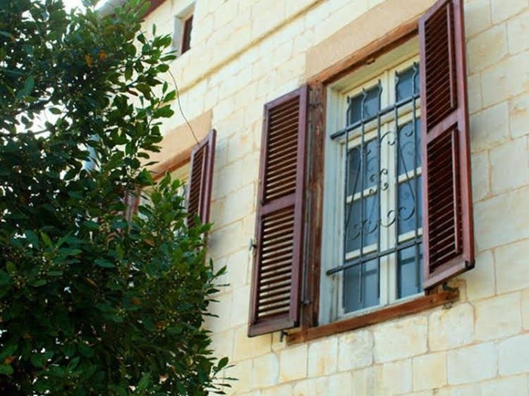Haifa Guest House2