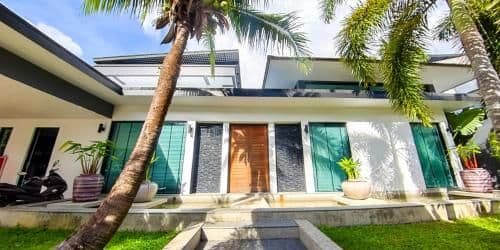 Five-Bedroom Villa