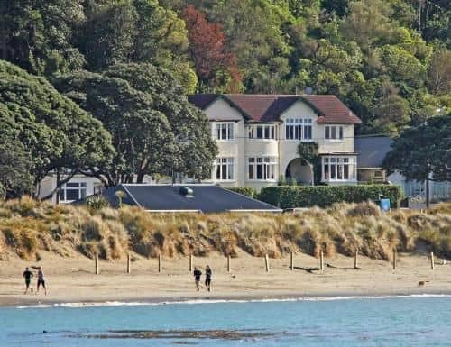 Beachfront Wellington Bed and Breakfast Beachfront Wellington Bed and Breakfast