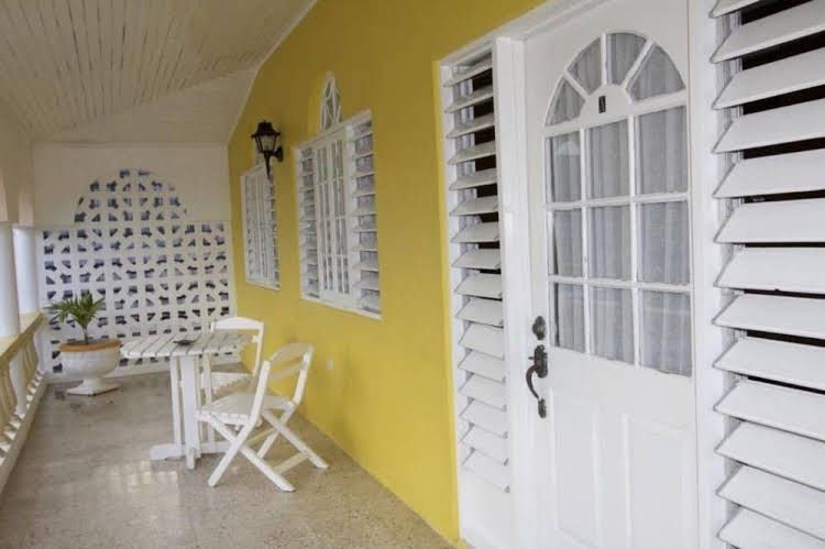 Match Resort0