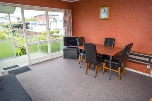 Budget Apartment 2