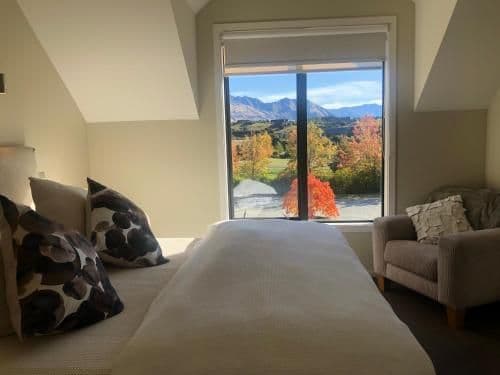 Luxury One-Bedroom Apartment