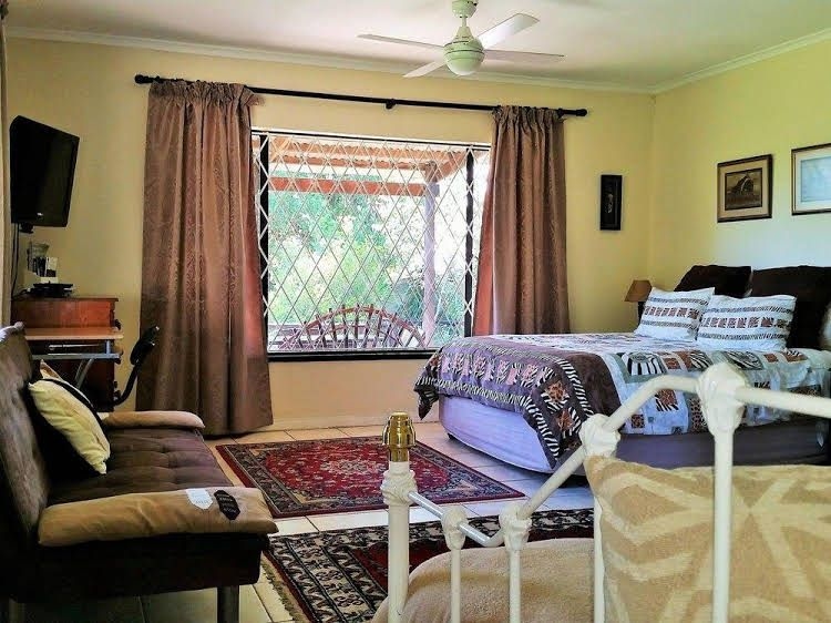 Pine Tree Lodge1