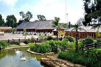 Flamingo's Nest Guest House0