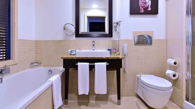 SUITE ONE BEDROOM