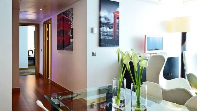 SUITE ONE BEDROOM